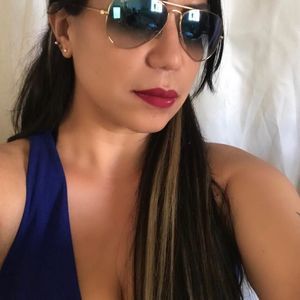 Meet your Posher, Yuli